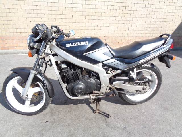 >Suzuki GS 500 E